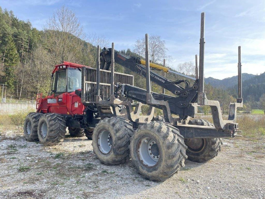 Komatsu 860.4 - شاحنات نقل الأخشاب في الغابات: صور 2 Komatsu 860.4 - شاحنات نقل الأخشاب في الغابات: صور 2