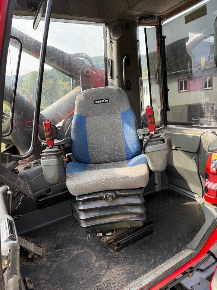 Komatsu 931.1 - الحصادات: صور 5 Komatsu 931.1 - الحصادات: صور 5