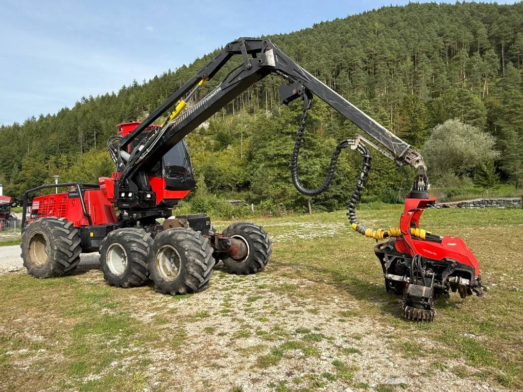 Komatsu 931.1 - الحصادات: صور 1 Komatsu 931.1 - الحصادات: صور 1