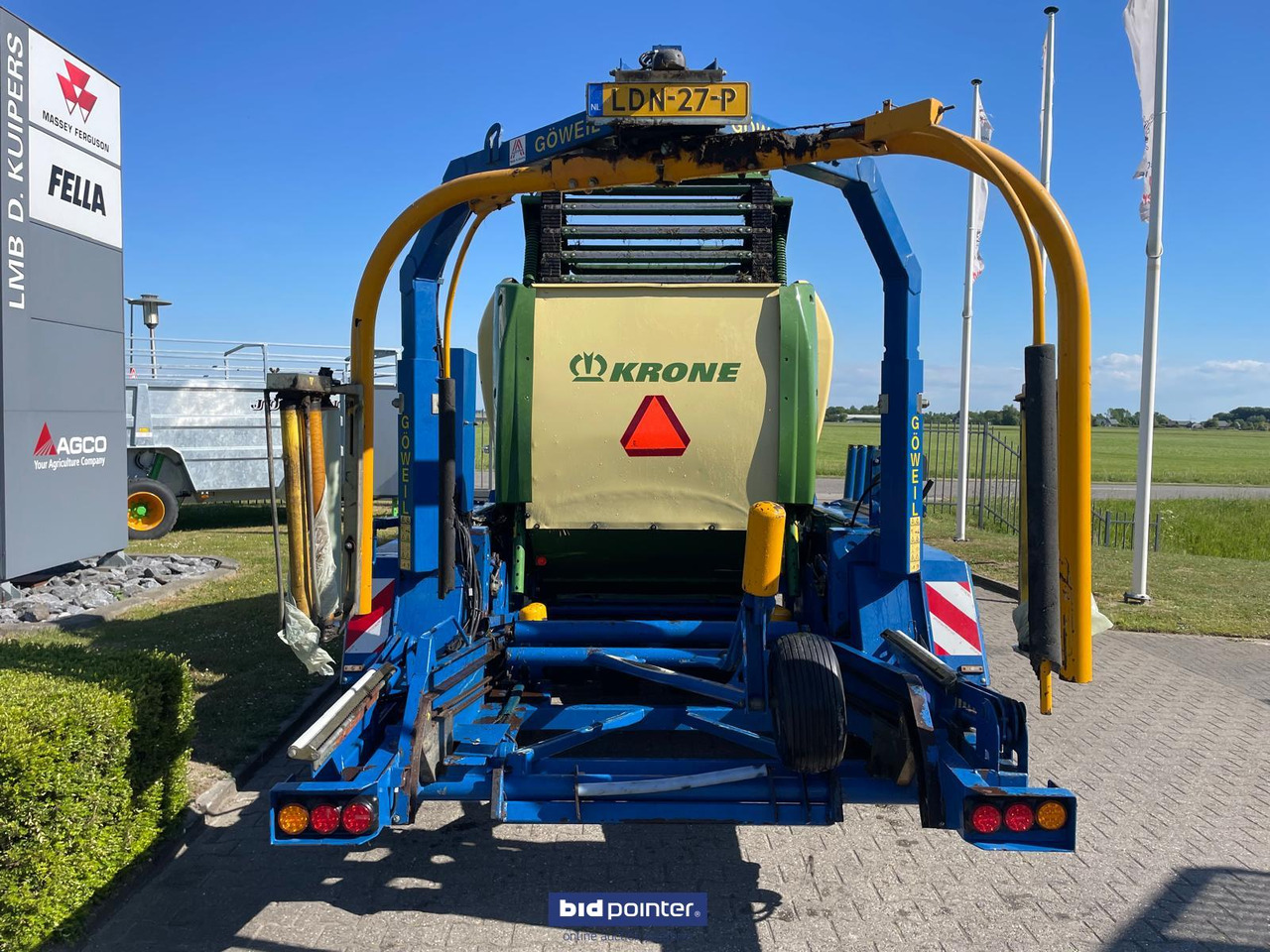 Krone Comprima F 155 XC - مكبس القش الدائري: صور 3 Krone Comprima F 155 XC - مكبس القش الدائري: صور 3