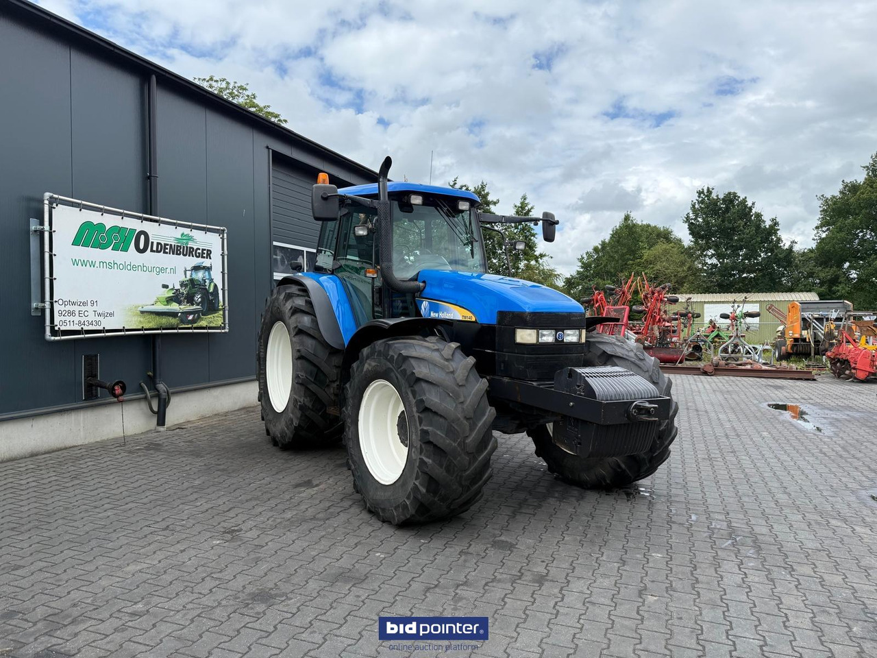 New Holland TM 140 - جرار: صور 3 New Holland TM 140 - جرار: صور 3