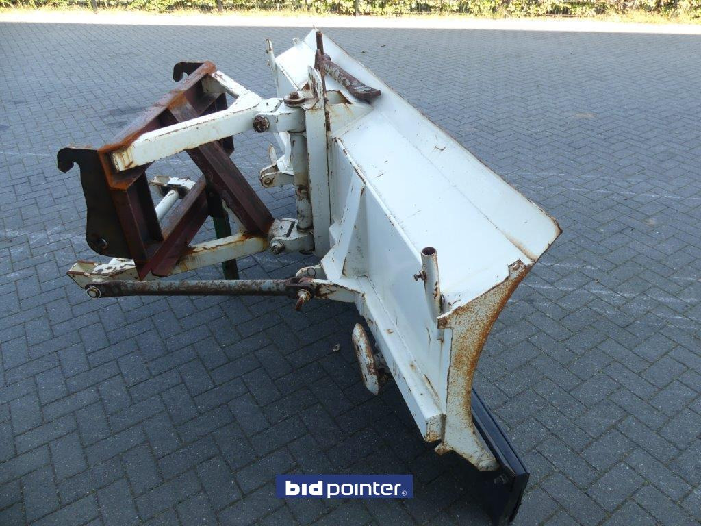 كاسحة ثلوج - سيارة بلدية Snow blade: صور 7 كاسحة ثلوج - سيارة بلدية Snow blade: صور 7