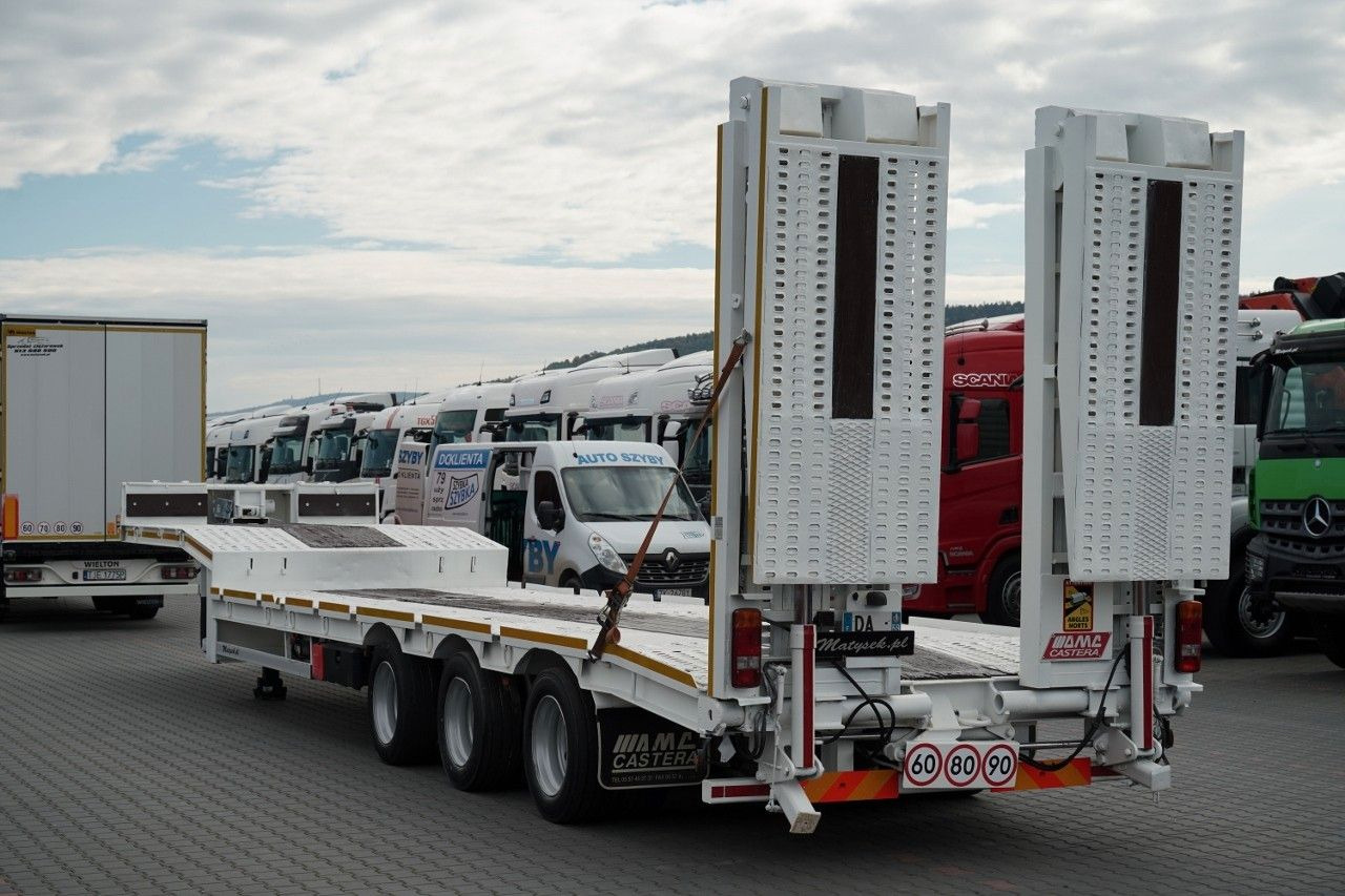 AMC CASTERA NACZEPA LAWETA / NISKOPODWOZIOWA / 1 - عربة مسطحة منخفضة نصف مقطورة: صور 4 AMC CASTERA NACZEPA LAWETA / NISKOPODWOZIOWA / 1 - عربة مسطحة منخفضة نصف مقطورة: صور 4