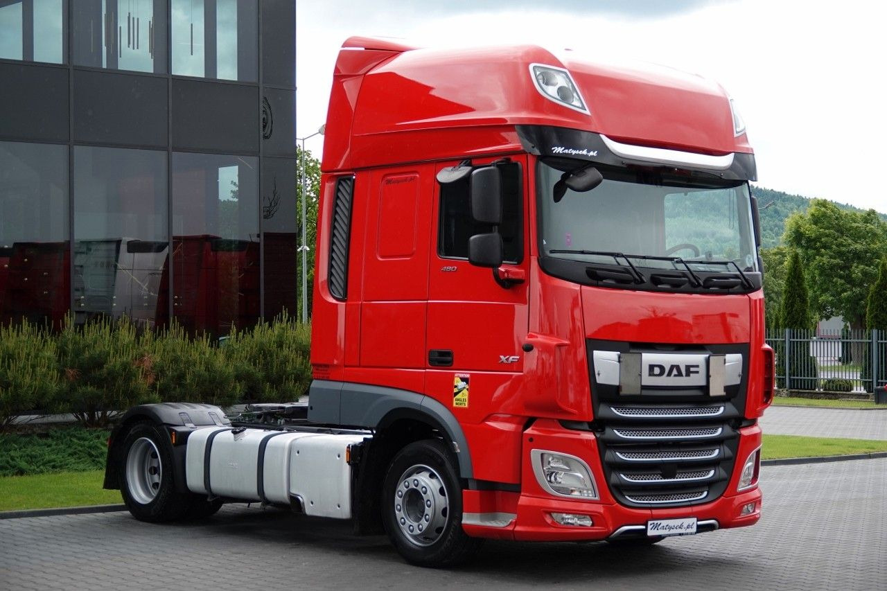 DAF XF 480 / LOW DECK / MEGA / 2021 / SSC / PO ZŁOTY - شاحنة جرار: صور 2 DAF XF 480 / LOW DECK / MEGA / 2021 / SSC / PO ZŁOTY - شاحنة جرار: صور 2