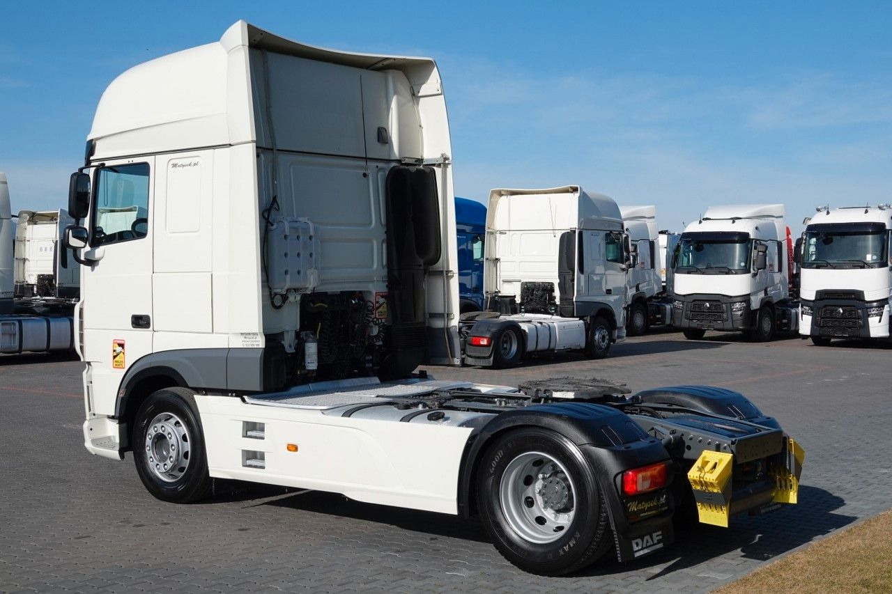 DAF XF 480 / SUPER SPACE CAB / I-PARK COOL / OPONY 1 - شاحنة جرار: صور 4 DAF XF 480 / SUPER SPACE CAB / I-PARK COOL / OPONY 1 - شاحنة جرار: صور 4