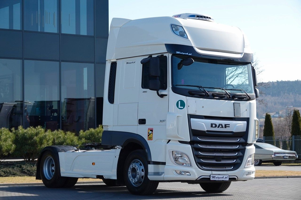 DAF XF 480 / SUPER SPACE CAB / I-PARK COOL / OPONY 1 - شاحنة جرار: صور 2 DAF XF 480 / SUPER SPACE CAB / I-PARK COOL / OPONY 1 - شاحنة جرار: صور 2