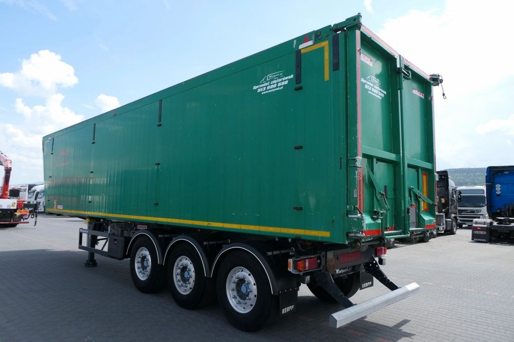 Kempf WYWROTKA 60m3 / 2018 ROK / KLAPO DRZWI / OŚ PODN Kempf WYWROTKA 60m3 / 2018 ROK / KLAPO DRZWI / OŚ PODN - الخيمة نصف مقطورة: صور 4 Kempf WYWROTKA 60m3 / 2018 ROK / KLAPO DRZWI / OŚ PODN Kempf WYWROTKA 60m3 / 2018 ROK / KLAPO DRZWI / OŚ PODN - الخيمة نصف مقطورة: صور 4