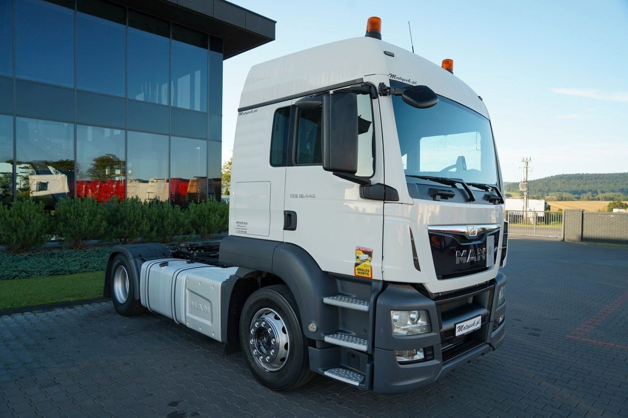 MAN TGS 18.440 / NAWIGACJA / EURO 6 / PO KONTRAKCIE - شاحنة جرار: صور 2 MAN TGS 18.440 / NAWIGACJA / EURO 6 / PO KONTRAKCIE - شاحنة جرار: صور 2
