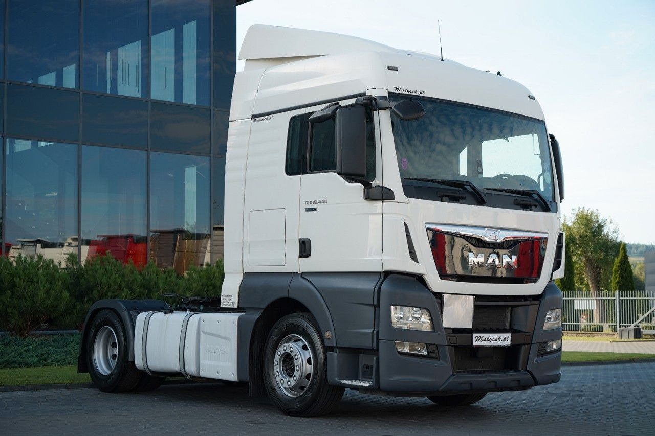 MAN TGX 18. 440 / XLX / STANDARD / 2016 ROK / - شاحنة جرار: صور 1 MAN TGX 18. 440 / XLX / STANDARD / 2016 ROK / - شاحنة جرار: صور 1