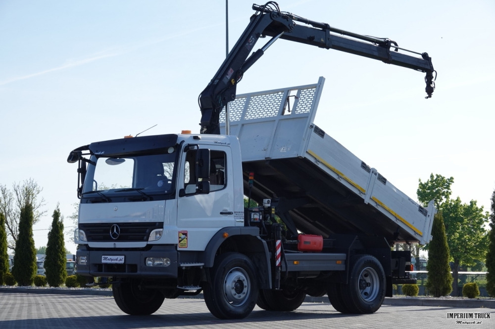 MERCEDES-BENZ ATEGO 16.24 / 4X4 / WYWROTKA + HDS HIAB 111 BS-2 / PILOT / ROTATOR /MANUAL - قلابات, شاحنة كرين: صور 1 MERCEDES-BENZ ATEGO 16.24 / 4X4 / WYWROTKA + HDS HIAB 111 BS-2 / PILOT / ROTATOR /MANUAL - قلابات, شاحنة كرين: صور 1