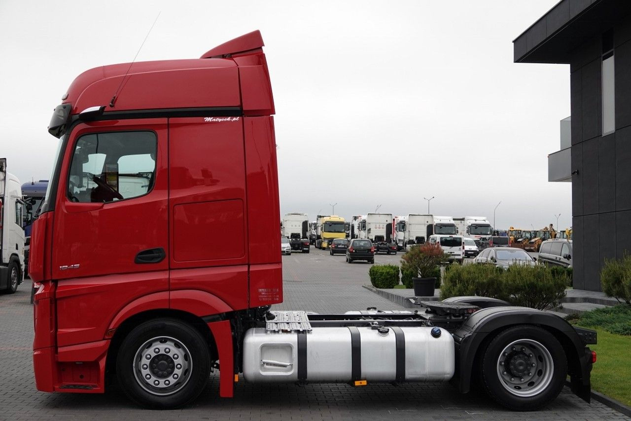 Mercedes-Benz ACTROS 1845 / LOW DECK / MEGA / BIG SPACE / PO K - شاحنة جرار: صور 5 Mercedes-Benz ACTROS 1845 / LOW DECK / MEGA / BIG SPACE / PO K - شاحنة جرار: صور 5