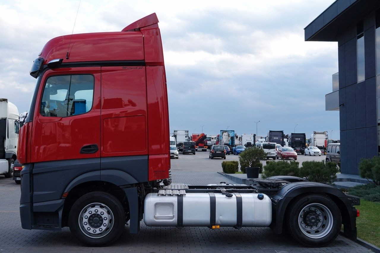 Mercedes-Benz ACTROS 1845 / LOW DECK / MEGA / BIG SPACE / PO - شاحنة جرار: صور 5 Mercedes-Benz ACTROS 1845 / LOW DECK / MEGA / BIG SPACE / PO - شاحنة جرار: صور 5