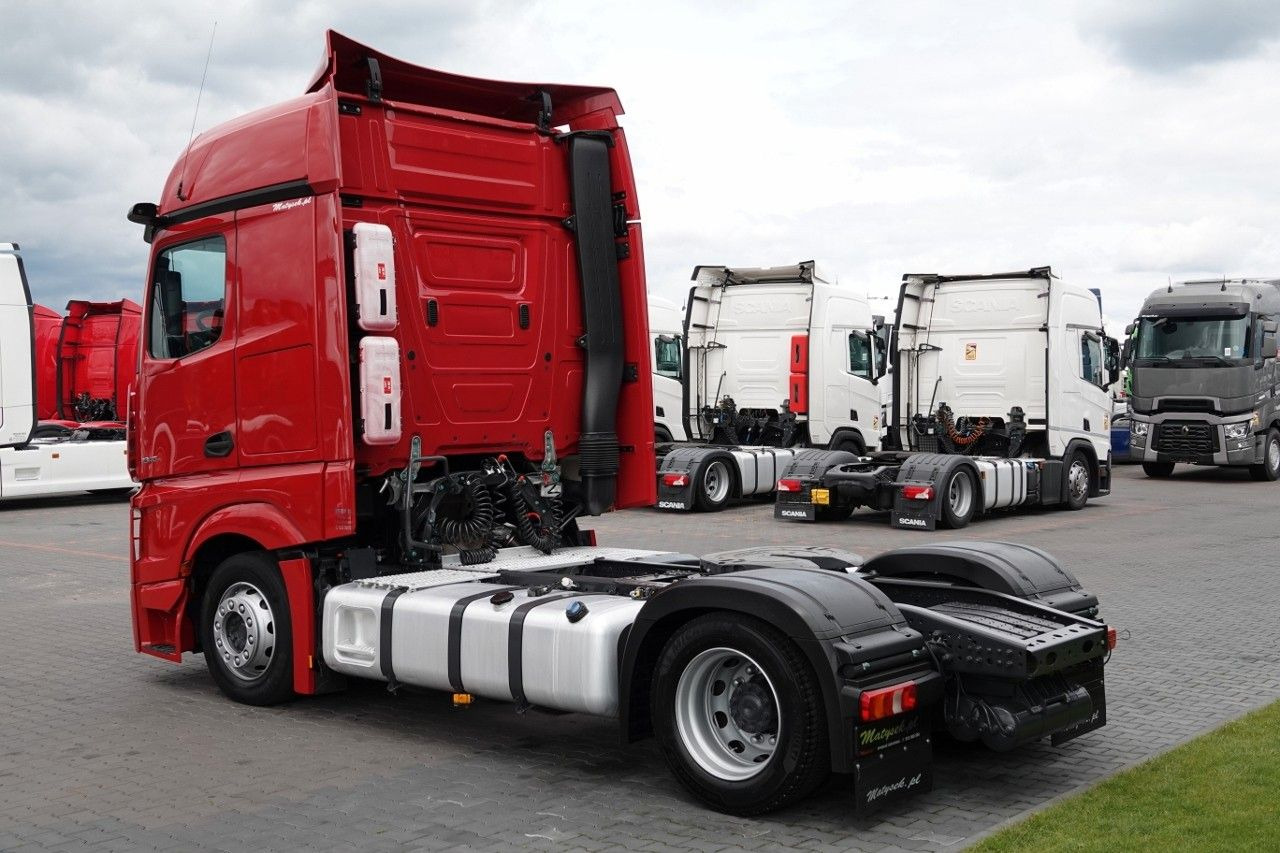 Mercedes-Benz ACTROS 1845 / LOW DECK / MEGA / BIG SPACE / PO - شاحنة جرار: صور 4 Mercedes-Benz ACTROS 1845 / LOW DECK / MEGA / BIG SPACE / PO - شاحنة جرار: صور 4