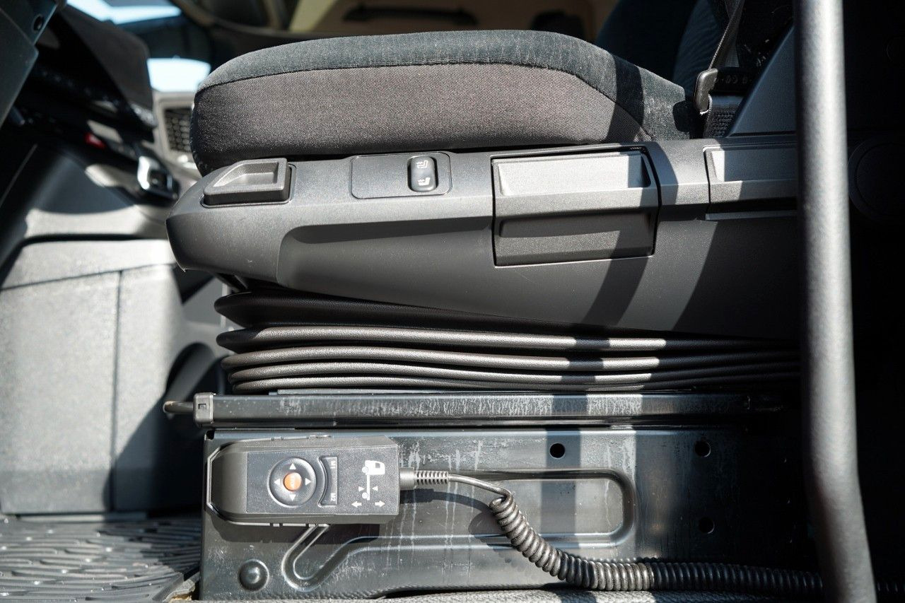 تأجير  Mercedes-Benz ACTROS 1845 / MP5 / BIG SPACE / Mercedes-Benz ACTROS 1845 / MP5 / BIG SPACE /: صور 23