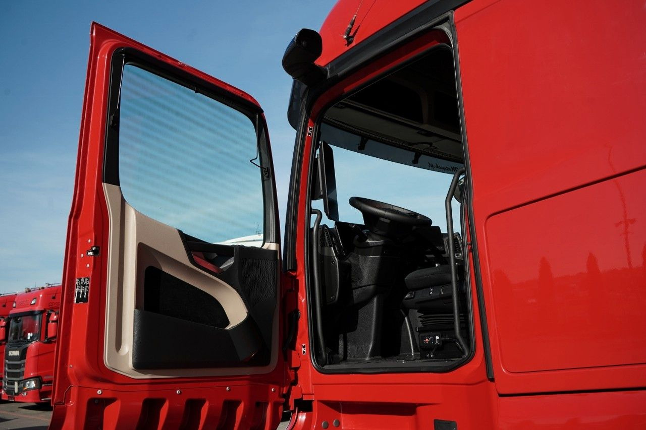 تأجير  Mercedes-Benz ACTROS 1845 / MP5 / BIG SPACE / Mercedes-Benz ACTROS 1845 / MP5 / BIG SPACE /: صور 22