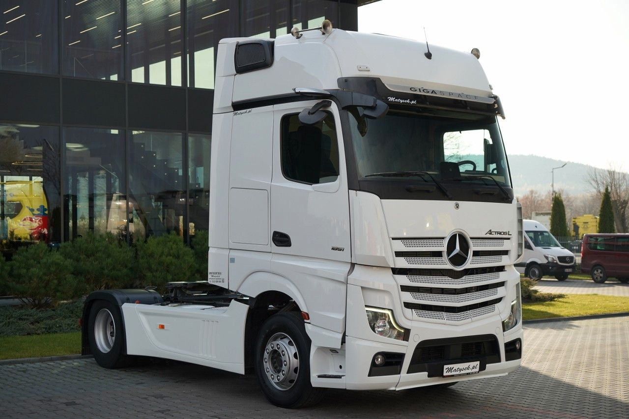 Mercedes-Benz ACTROS L 1851 / GIGA SPACE / RETARDER / 2022 R - شاحنة جرار: صور 4 Mercedes-Benz ACTROS L 1851 / GIGA SPACE / RETARDER / 2022 R - شاحنة جرار: صور 4