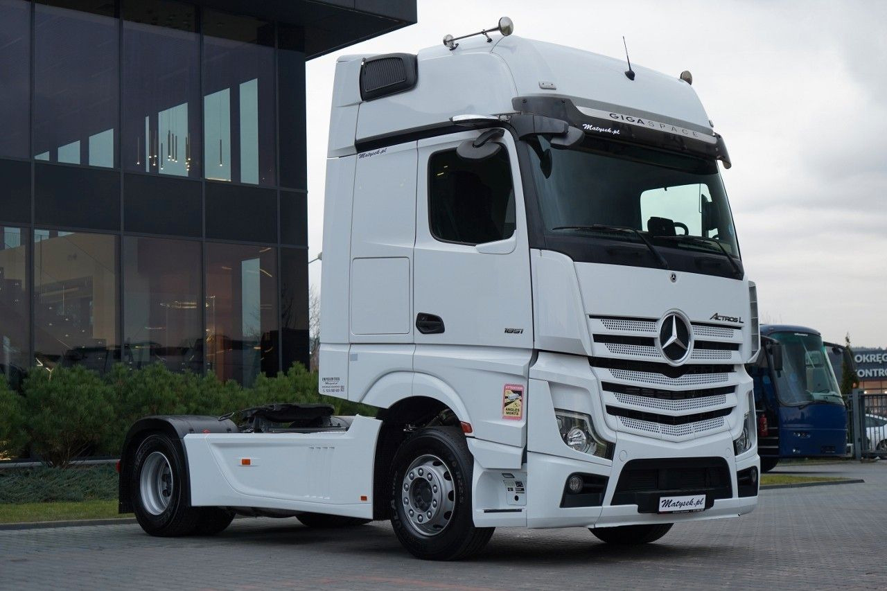 Mercedes-Benz ACTROS L 1851 / GIGA SPACE / RETARDER / 2022 R - شاحنة جرار: صور 2 Mercedes-Benz ACTROS L 1851 / GIGA SPACE / RETARDER / 2022 R - شاحنة جرار: صور 2