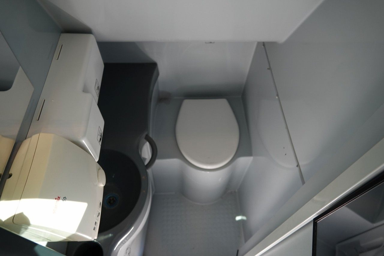 سياحية حافلة Mercedes-Benz TOURISMO /EURO 6 / SPROWADZONY / TURYSTYCZNY / A: صور 16 سياحية حافلة Mercedes-Benz TOURISMO /EURO 6 / SPROWADZONY / TURYSTYCZNY / A: صور 16