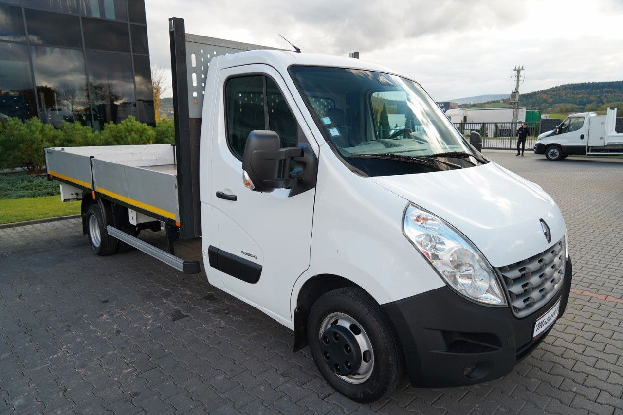 Renault MASTER / SKRZYNIOWY 4.5m / MANUAL / BLIŹNIAK - الشاحنات الصغيرة صندوق مغلق: صور 5 Renault MASTER / SKRZYNIOWY 4.5m / MANUAL / BLIŹNIAK - الشاحنات الصغيرة صندوق مغلق: صور 5