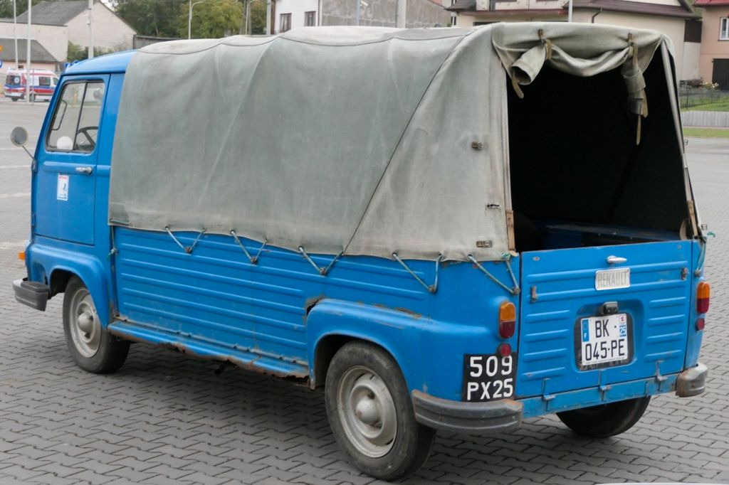 Renault R 21 ESTAFETTE 1000 / OLDTIMER - صغيرة, ميكروباص: صور 4 Renault R 21 ESTAFETTE 1000 / OLDTIMER - صغيرة, ميكروباص: صور 4