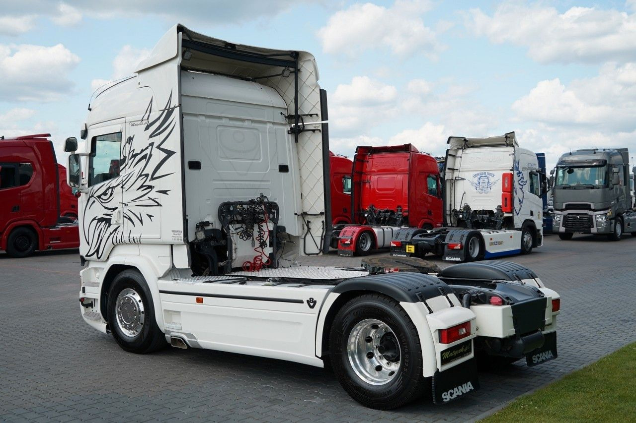 Scania R 580 / V8 / RETARDER / CAŁA NA PODUSZKACH - شاحنة جرار: صور 4 Scania R 580 / V8 / RETARDER / CAŁA NA PODUSZKACH - شاحنة جرار: صور 4