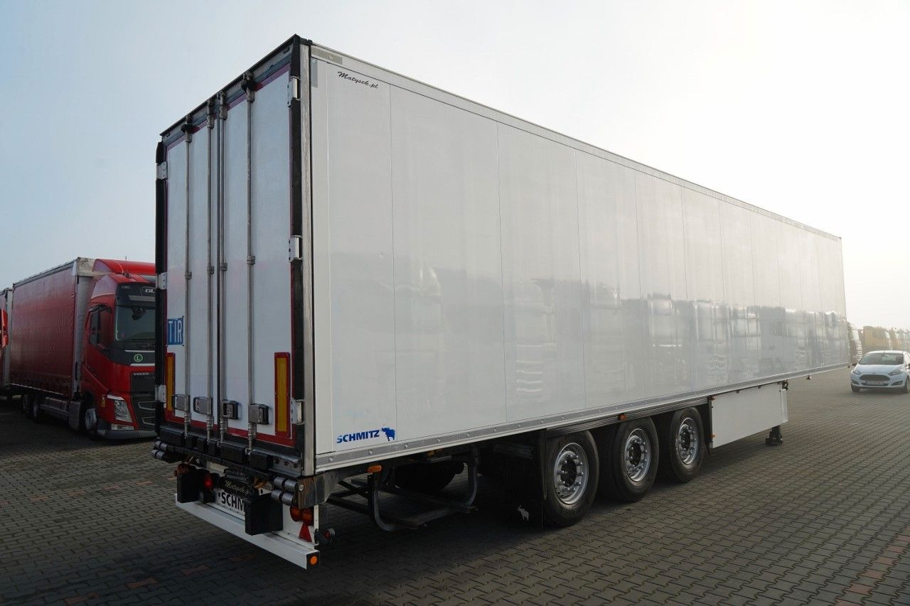 Schmitz Cargobull / CHŁODNIA / THERMO KING SLX 300 / HAKÓWKA / OŚ - مبردة نصف مقطورة: صور 5 Schmitz Cargobull / CHŁODNIA / THERMO KING SLX 300 / HAKÓWKA / OŚ - مبردة نصف مقطورة: صور 5