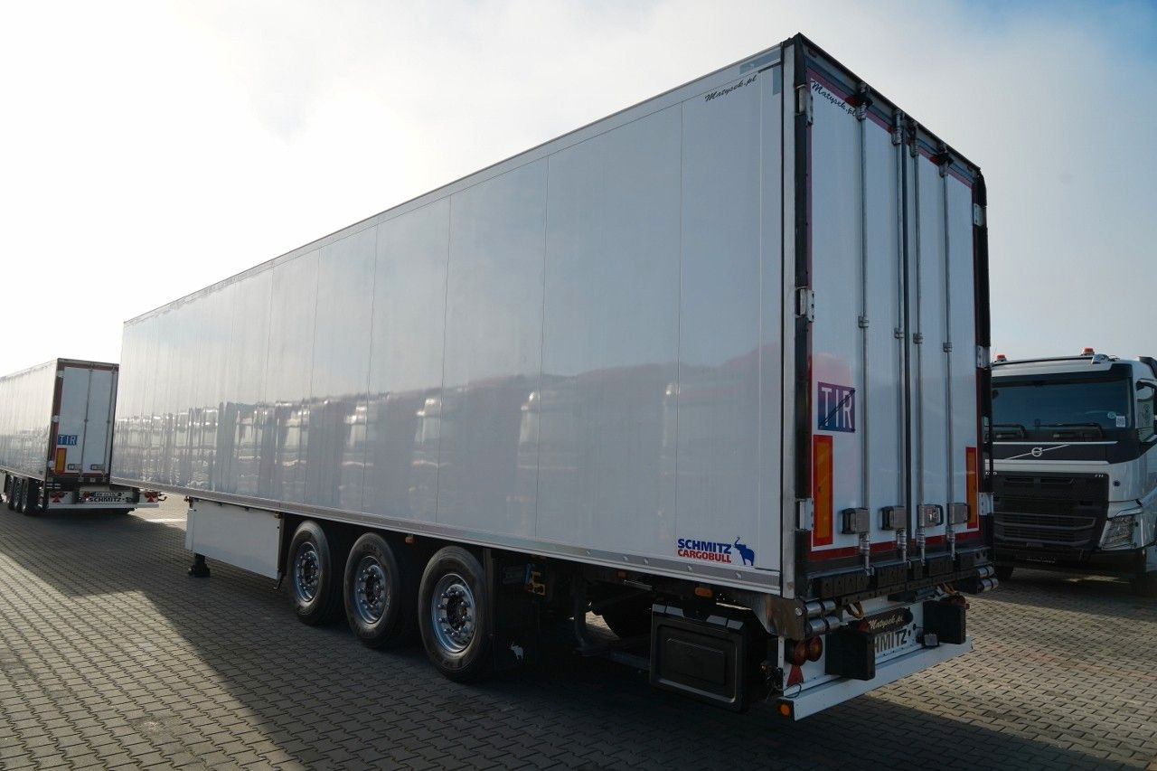 Schmitz Cargobull / CHŁODNIA / THERMO KING SLX 300 / HAKÓWKA / OŚ - مبردة نصف مقطورة: صور 3 Schmitz Cargobull / CHŁODNIA / THERMO KING SLX 300 / HAKÓWKA / OŚ - مبردة نصف مقطورة: صور 3
