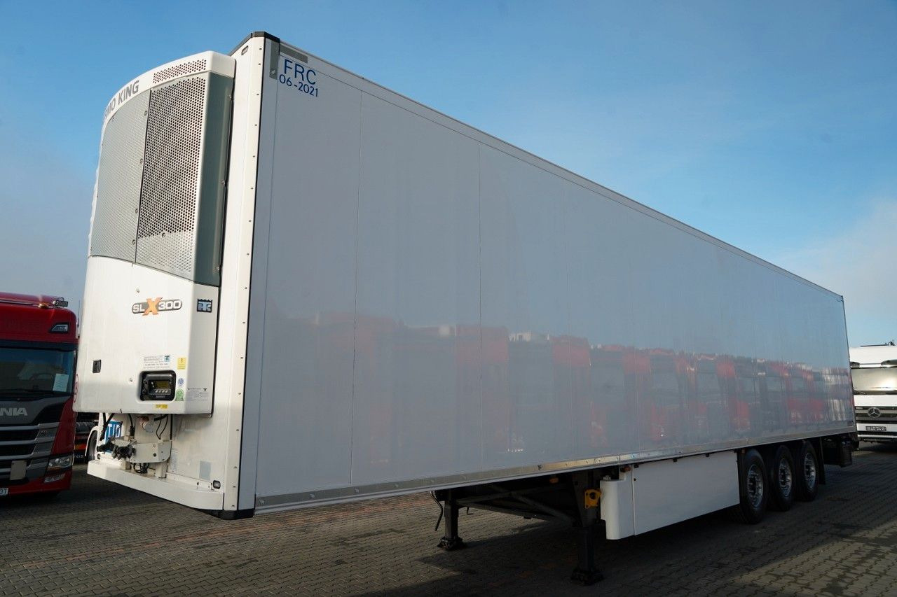 Schmitz Cargobull / CHŁODNIA / THERMO KING SLX 300 / HAKÓWKA / OŚ - مبردة نصف مقطورة: صور 2 Schmitz Cargobull / CHŁODNIA / THERMO KING SLX 300 / HAKÓWKA / OŚ - مبردة نصف مقطورة: صور 2