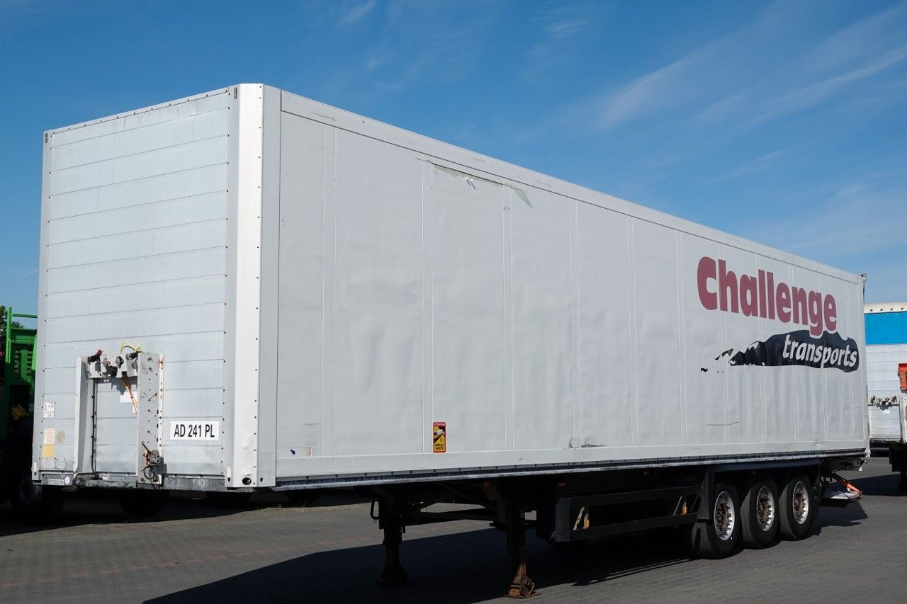 Schmitz Cargobull KONTENER KOFFER / WINDA MBB / SAF / SPROWADZONA - مبردة نصف مقطورة: صور 2 Schmitz Cargobull KONTENER KOFFER / WINDA MBB / SAF / SPROWADZONA - مبردة نصف مقطورة: صور 2
