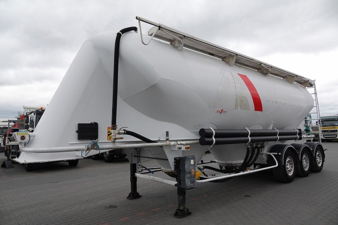 Spitzer CEMENTONACZEPA / 43 000 L / SILOS / 3 KOMORY / O - بلكر: صور 3 Spitzer CEMENTONACZEPA / 43 000 L / SILOS / 3 KOMORY / O - بلكر: صور 3