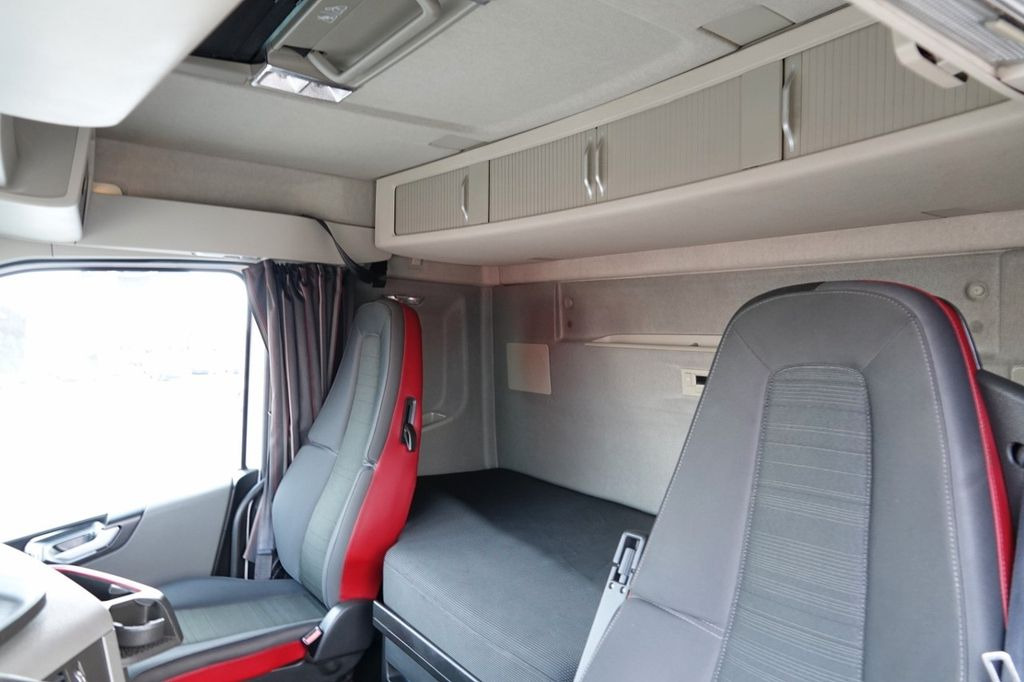 شاحنة جرار Volvo FH 460 / NISKA KABINA / 2018 YEAR / SPROWADZONY: صور 12