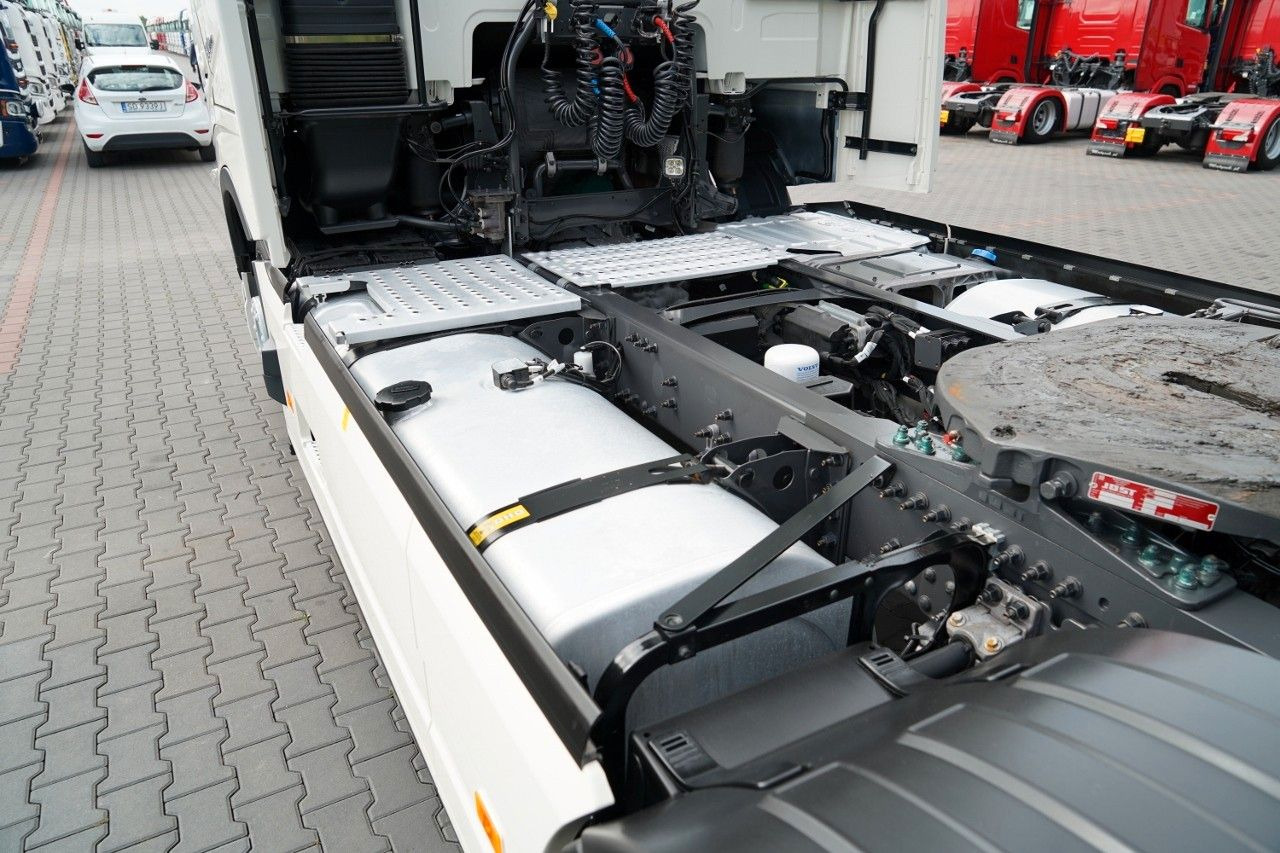 Volvo FH 500 / XXL / 2024 / I-PARK COOL / SKÓRY / I-SH - شاحنة جرار: صور 4 Volvo FH 500 / XXL / 2024 / I-PARK COOL / SKÓRY / I-SH - شاحنة جرار: صور 4