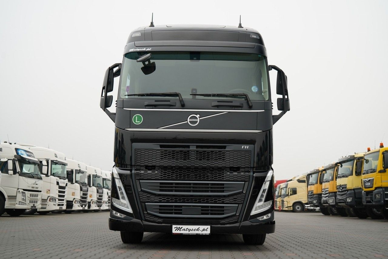 Volvo FH 500 /XXL / ZESTAW TANDEM PRZEJAZDOWY 120 M3 / - شاحنة ستارة, مقطورة ستارة: صور 2 Volvo FH 500 /XXL / ZESTAW TANDEM PRZEJAZDOWY 120 M3 / - شاحنة ستارة, مقطورة ستارة: صور 2
