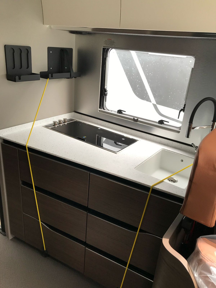 ADRIA Super Sonic 890 LC - موتر هوم متكامل: صور 5 ADRIA Super Sonic 890 LC - موتر هوم متكامل: صور 5