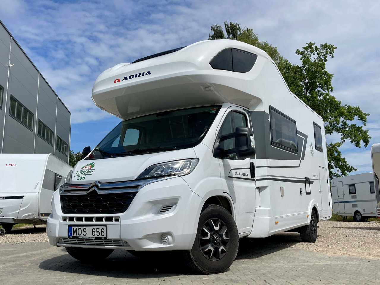 ADRIA - موتر هوم سقف عالي: صور 2 ADRIA - موتر هوم سقف عالي: صور 2