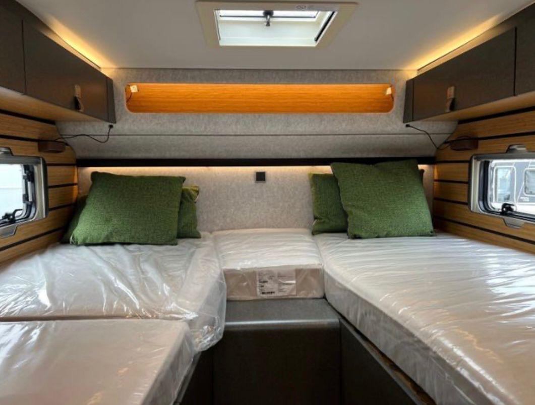 موتر هوم شبه متكامل جديد HYMER / ERIBA MLT 570 Cross Over: صور 10