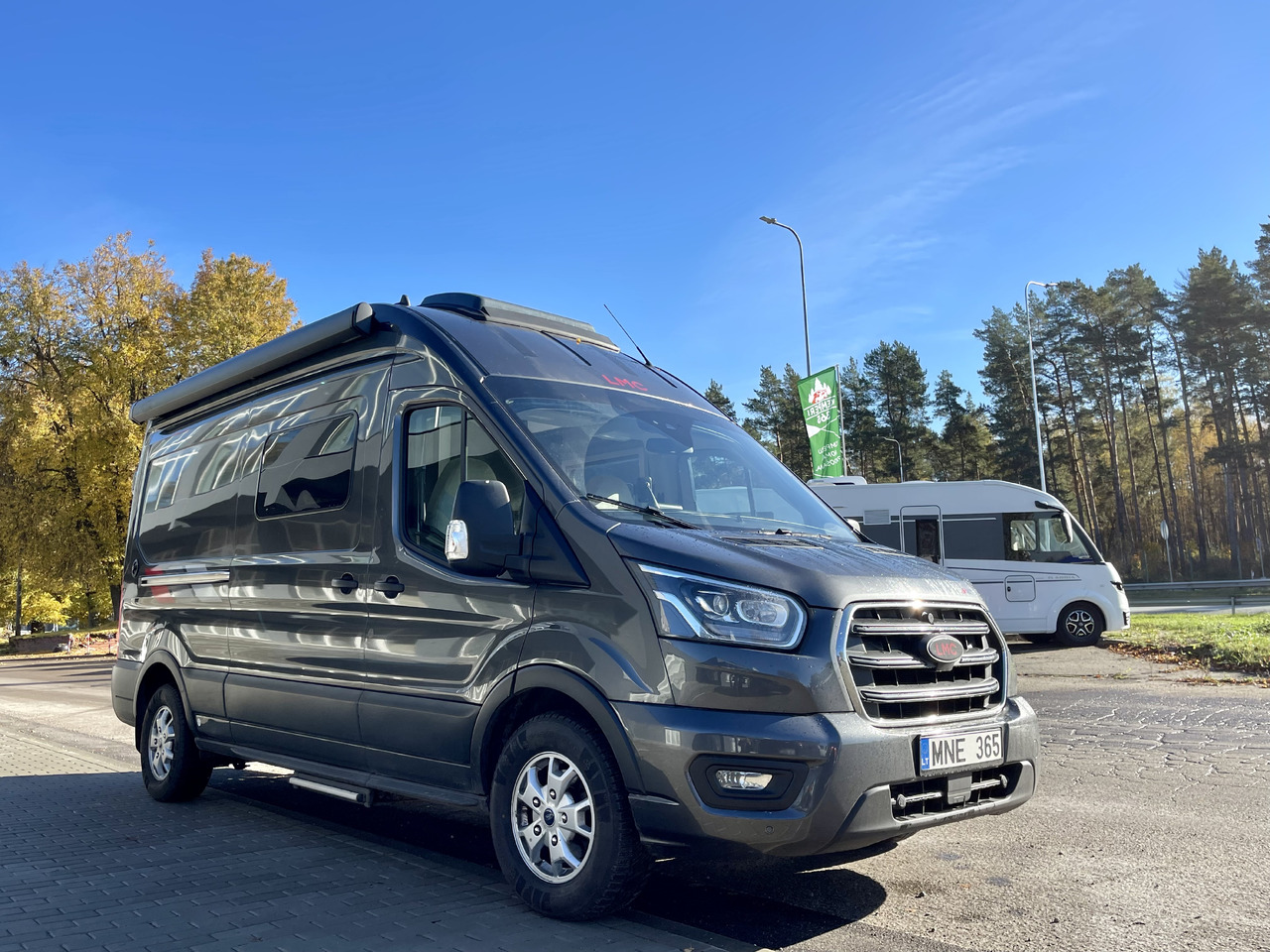 LCM Innovan 590 - كرفان فان: صور 1 LCM Innovan 590 - كرفان فان: صور 1