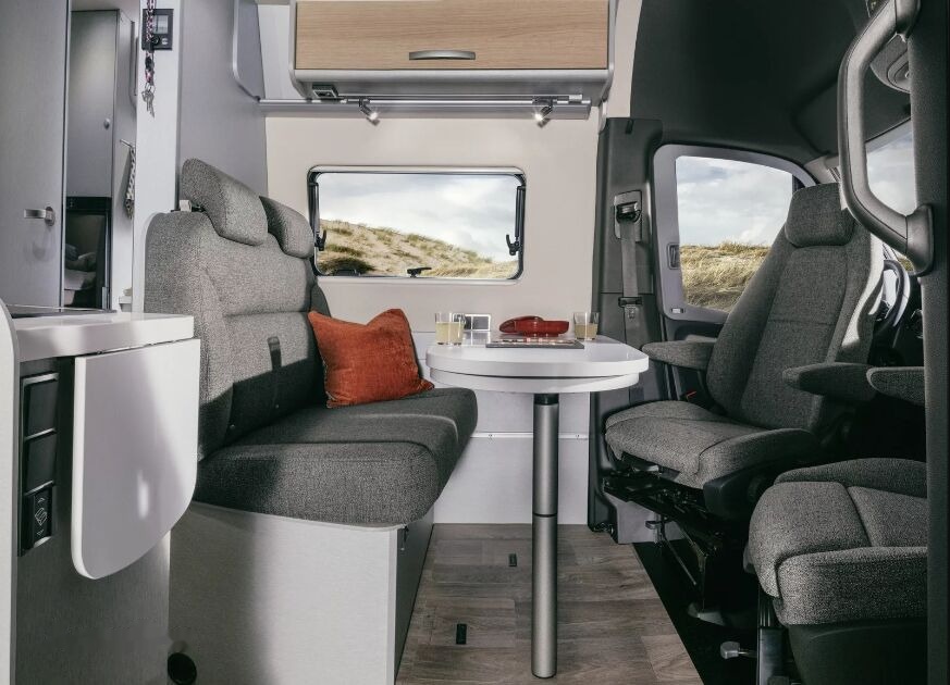 Mercedes-Benz HYMER Free S - كرفان فان: صور 5 Mercedes-Benz HYMER Free S - كرفان فان: صور 5