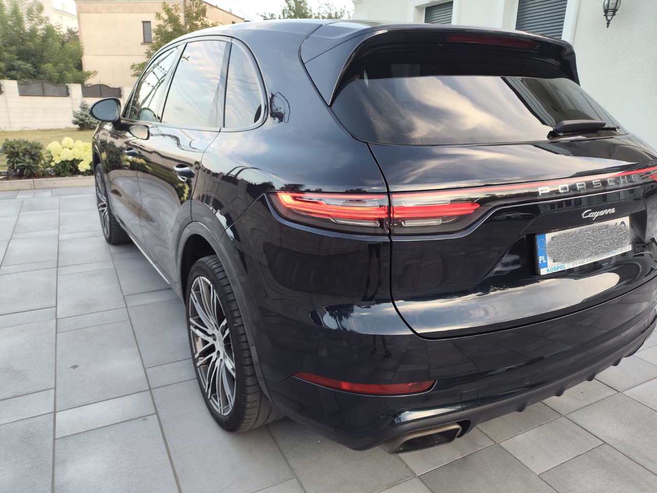PORSCHE CAYENNE - سيارة: صور 4 PORSCHE CAYENNE - سيارة: صور 4