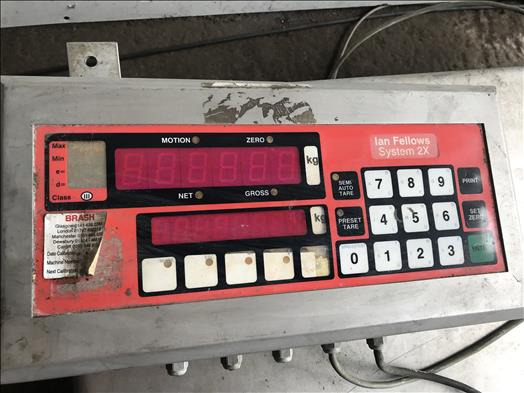 Ian Fellows Stainless platform scale - آلة الغذاء: صور 3 Ian Fellows Stainless platform scale - آلة الغذاء: صور 3