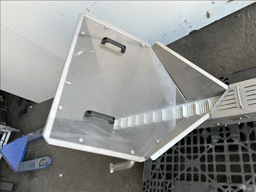 NNP Flighted elevator conveyor - الناقل: صور 2 NNP Flighted elevator conveyor - الناقل: صور 2