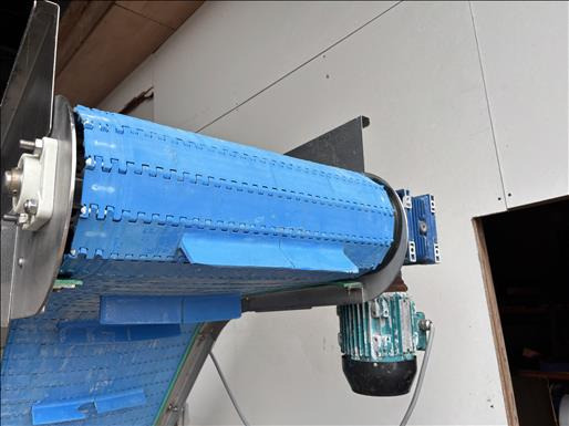 NNP Flighted elevator conveyor - الناقل: صور 5 NNP Flighted elevator conveyor - الناقل: صور 5