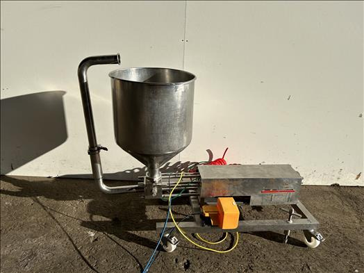 Winyard Midi MKII Depositor - آلة الغذاء: صور 3 Winyard Midi MKII Depositor - آلة الغذاء: صور 3