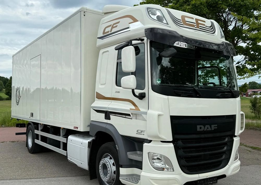 DAF CF 330/10.2017/KONTENER MEBLOWY/IZOTERMA/WINDA/18 PALET/E6/NISKI PRZEBIEG/Z NIEMIEC/JAK NOWY/DUŻY SILNIK 10 837cm3// - بصندوق مغلق شاحنة: صور 2 DAF CF 330/10.2017/KONTENER MEBLOWY/IZOTERMA/WINDA/18 PALET/E6/NISKI PRZEBIEG/Z NIEMIEC/JAK NOWY/DUŻY SILNIK 10 837cm3// - بصندوق مغلق شاحنة: صور 2