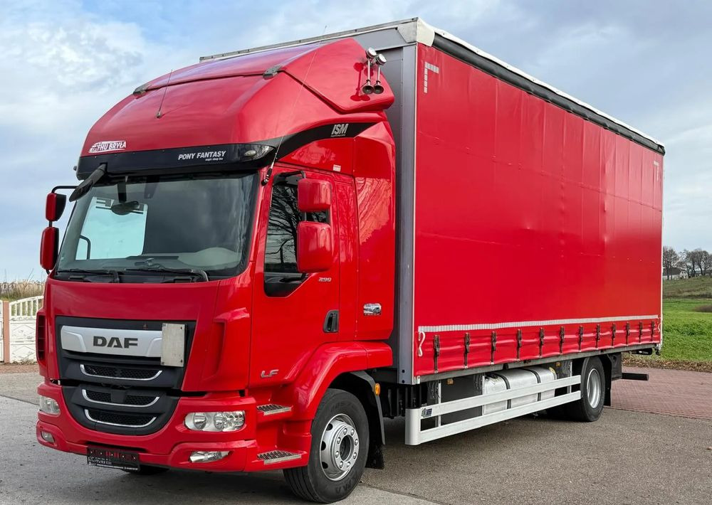 DAF LF 260 / WINDA / 16TON DMC / 3M WYSOKOŚĆ / JUMBO / FIRANKA / SYPIALKA / AUTOMAT / JEDEN WŁAŚCICIE / EURO 6 / 2017/ SPROWADZONY / 19 PALET / DUŻA ŁADOWNOŚĆ / - شاحنة ستارة: صور 1 DAF LF 260 / WINDA / 16TON DMC / 3M WYSOKOŚĆ / JUMBO / FIRANKA / SYPIALKA / AUTOMAT / JEDEN WŁAŚCICIE / EURO 6 / 2017/ SPROWADZONY / 19 PALET / DUŻA ŁADOWNOŚĆ / - شاحنة ستارة: صور 1