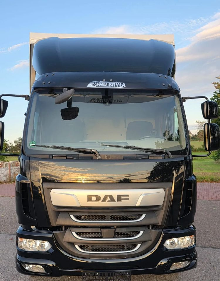 DAF LF 290 / WINDA / 16TON DMC / FIRANKA / SYPIALKA / AUTOMAT / JEDEN WŁAŚCICIE / EURO 6 / 2019 / SPROWADZONY / 20PALET / NISKI PRZEBIEG / DUŻA ŁADOWNOŚĆ / JAK NOWY - شاحنة ستارة: صور 3 DAF LF 290 / WINDA / 16TON DMC / FIRANKA / SYPIALKA / AUTOMAT / JEDEN WŁAŚCICIE / EURO 6 / 2019 / SPROWADZONY / 20PALET / NISKI PRZEBIEG / DUŻA ŁADOWNOŚĆ / JAK NOWY - شاحنة ستارة: صور 3