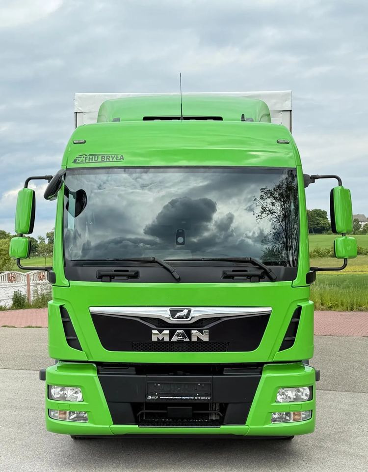 MAN TGL12.250/E6/20PALET/10.2018/SERWISOWANY/NISKI PRZEBIEG/WINDA/FIRANKA//JAK NOWY/SERWISOWANY - شاحنة ستارة: صور 3 MAN TGL12.250/E6/20PALET/10.2018/SERWISOWANY/NISKI PRZEBIEG/WINDA/FIRANKA//JAK NOWY/SERWISOWANY - شاحنة ستارة: صور 3