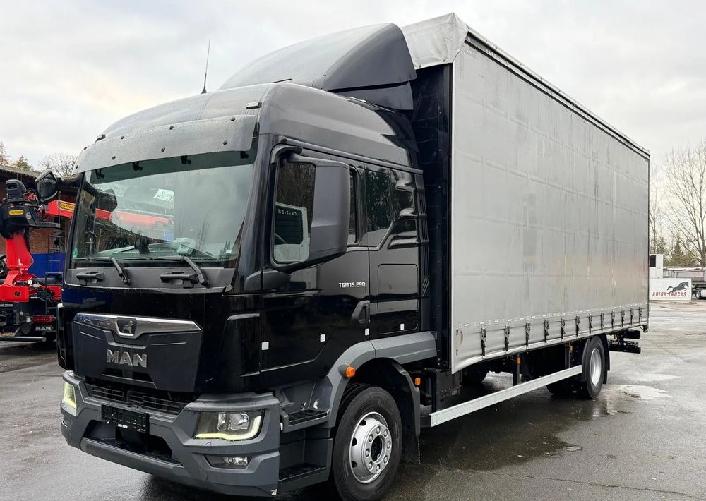 MAN TGM 15.290 / NOWY MODEL / E6 / 18PALET / 7720 ŁADOWNOŚĆ / SERWISOWANY / NOWY TACHOGRAF / NISKI PRZEBIEG / WINDA / FIRANKA / SPROWADZONY / 2022 / NISKI PRZEBIEG /PIERWSZY WŁAŚCICIEL/ - شاحنة ستارة: صور 2 MAN TGM 15.290 / NOWY MODEL / E6 / 18PALET / 7720 ŁADOWNOŚĆ / SERWISOWANY / NOWY TACHOGRAF / NISKI PRZEBIEG / WINDA / FIRANKA / SPROWADZONY / 2022 / NISKI PRZEBIEG /PIERWSZY WŁAŚCICIEL/ - شاحنة ستارة: صور 2