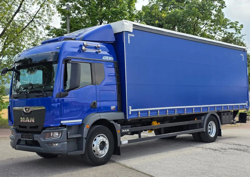 MAN TGM 18.320 / 18.290 / NOWY MODEL / E6 / 20PALET / 9200 ŁADOWNOŚĆ / SERWISOWANY / NISKI PRZEBIEG / WINDA / FIRANKA / SPROWADZONY / 2021 / NISKI PRZEBIEG /PIERWSZY WŁAŚCICIEL/ - شاحنة ستارة: صور 2 MAN TGM 18.320 / 18.290 / NOWY MODEL / E6 / 20PALET / 9200 ŁADOWNOŚĆ / SERWISOWANY / NISKI PRZEBIEG / WINDA / FIRANKA / SPROWADZONY / 2021 / NISKI PRZEBIEG /PIERWSZY WŁAŚCICIEL/ - شاحنة ستارة: صور 2