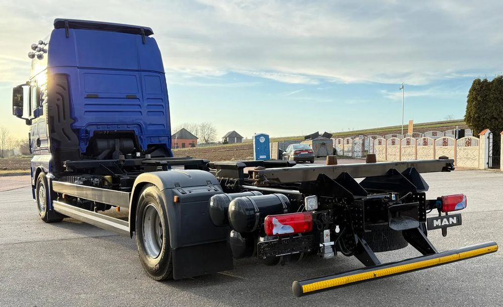 MAN TGX 18.430/SPROWADZONY/DO ŻYWCA/DO BYDŁA/2020/KLIMA POSTOJOWA/SERWISOWANY/JAK NOWY/NISKI PRZEBIEG/RAMA/BDF/E6 - الشاسيه شاحنة: صور 4 MAN TGX 18.430/SPROWADZONY/DO ŻYWCA/DO BYDŁA/2020/KLIMA POSTOJOWA/SERWISOWANY/JAK NOWY/NISKI PRZEBIEG/RAMA/BDF/E6 - الشاسيه شاحنة: صور 4